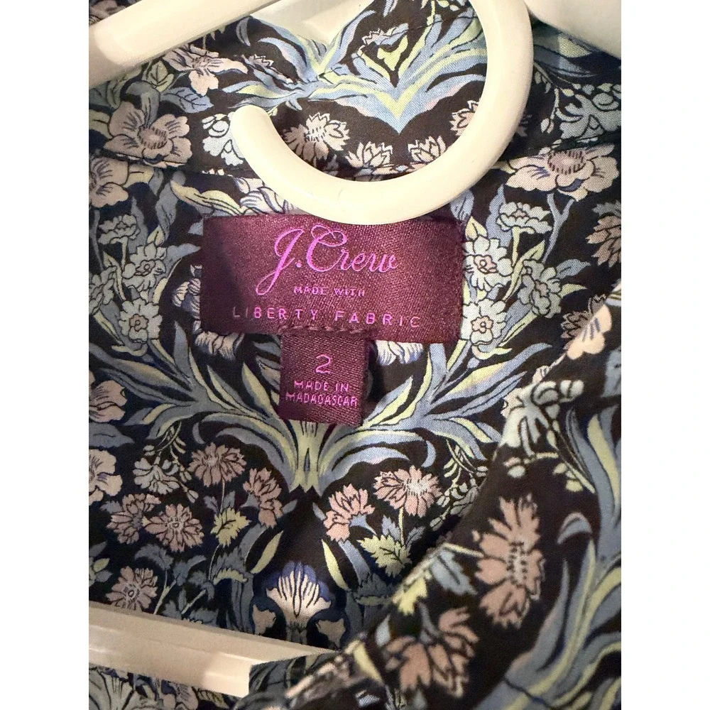 J.Crew Liberty Fabric Floral Damask Button Down Shirt Womens 2 Blue Long Sleeve